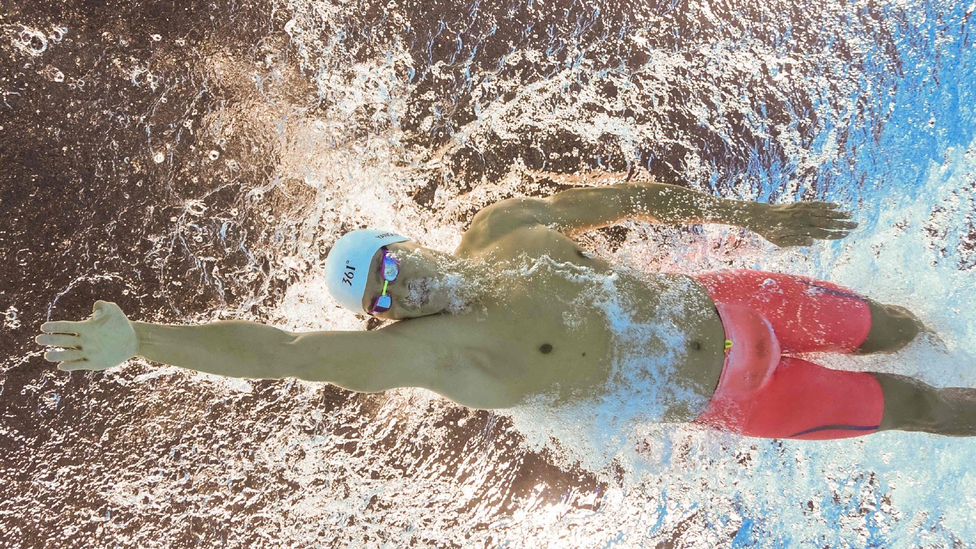 比赛节奏混乱是否应由控卫主导纠正，在比赛中如果选手的基本节奏错误则该选手判为